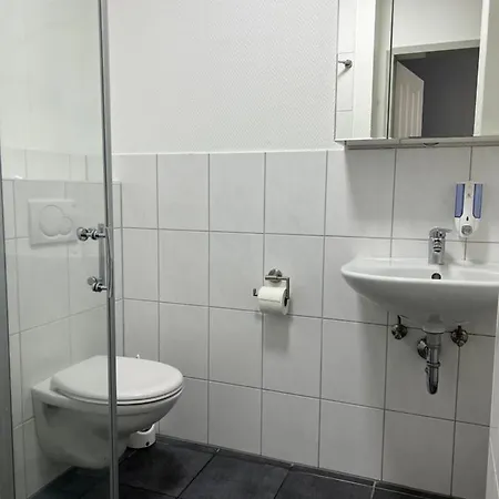 Am Outletcenter Pensión Neumünster