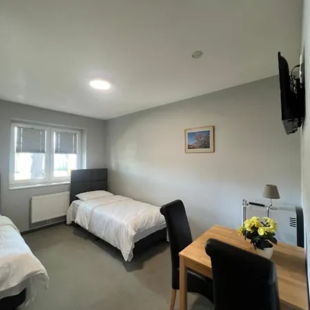 Pensión Am Outletcenter