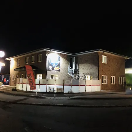 Am Outletcenter Pensión