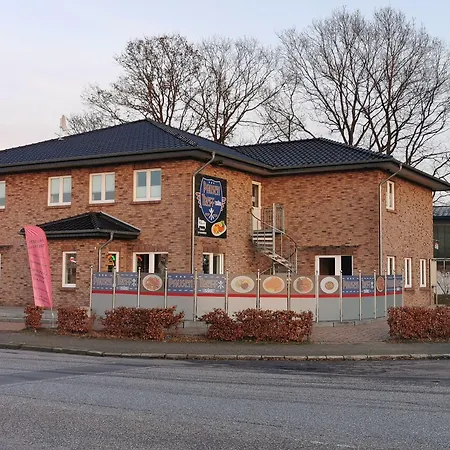 Am Outletcenter 3* Neumünster